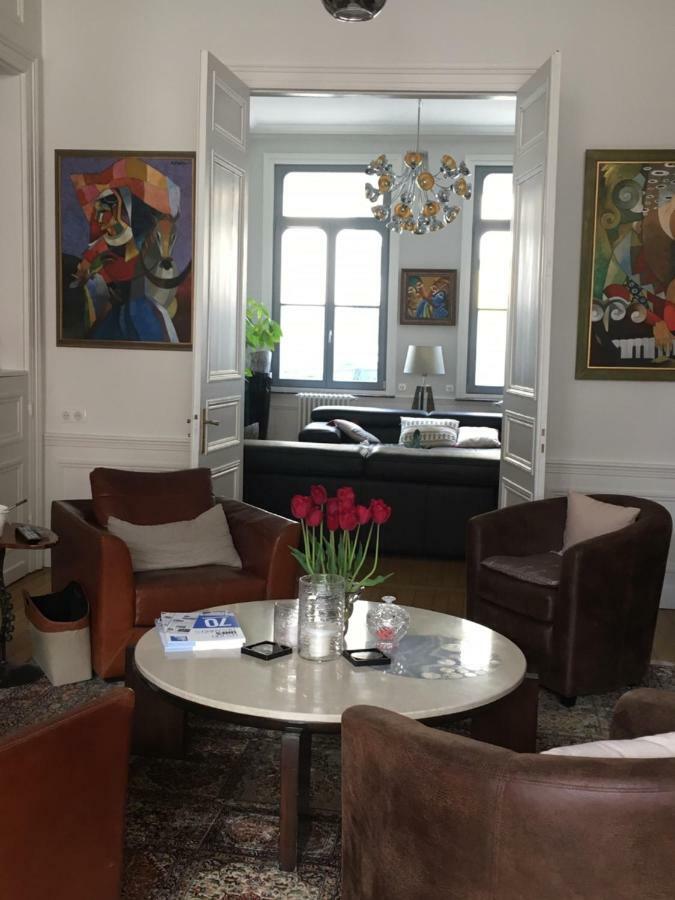 Les Chambres D'Hotes Du Palais Douai Bagian luar foto